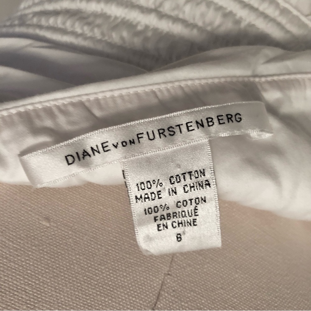 Diane Von Furstenburg • 6 • White 100% Cotton Halter Dress - Picture 4 of 4